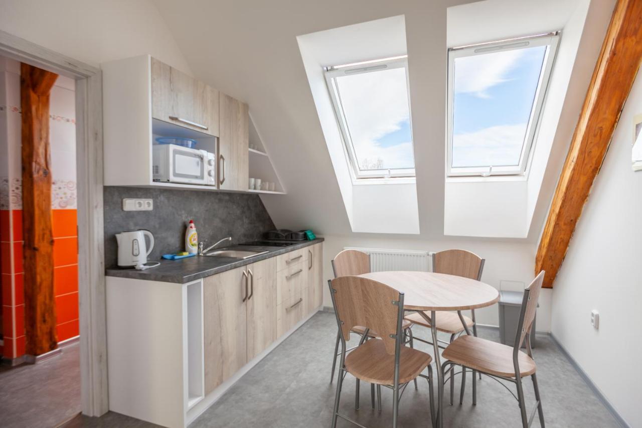 Apartmany Domek U Lesa Bítov Eksteriør bilde